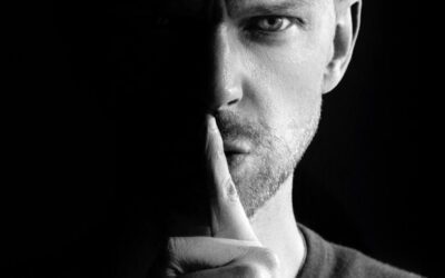 Can I Lie As A Real Estate Agent?